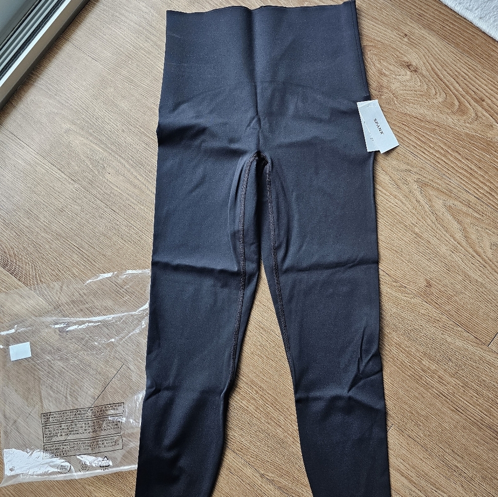 Spanx Booty Boost Black Leggings